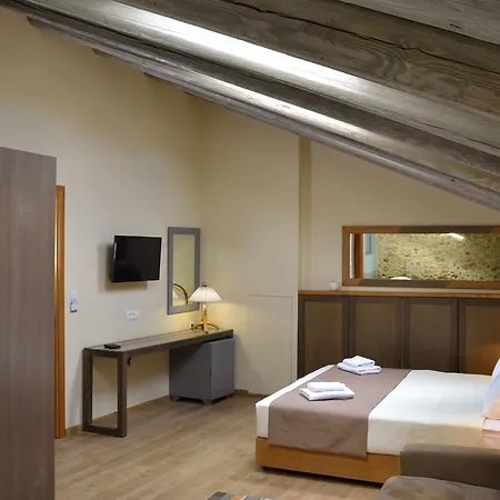 Elia Kentron Chania (Crete)